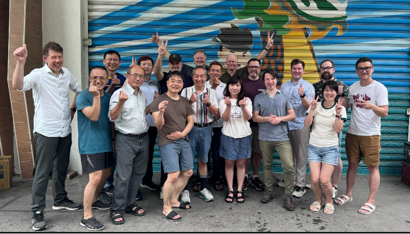 恩智浦半導體參與竹筏挑戰 Team Building，在戶外水域團隊協作，展現跨文化團隊合作與創新精神。